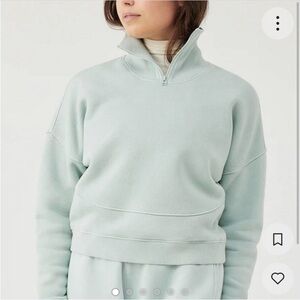 Outdoor Voices 1/4 Zip